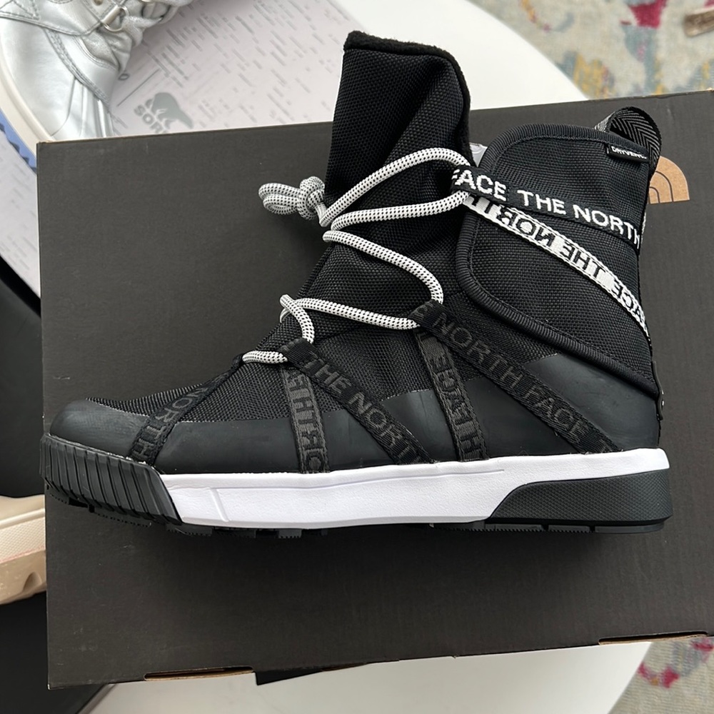 The North Face Women’s Sierra Sport Lace Up Black and White Boot - Picture 1 of 4